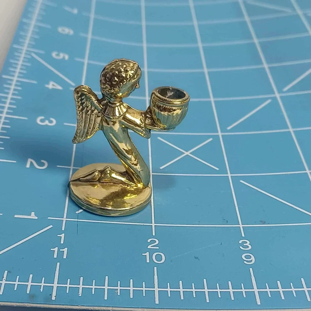 N/A charming gold